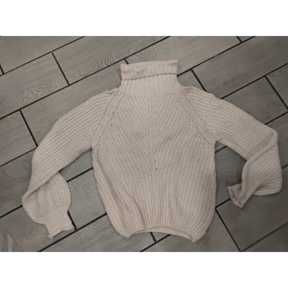 NWOT POL Cream Knit Turtleneck Sweater Chunky Cable Knit Cozy Fall Winter-S